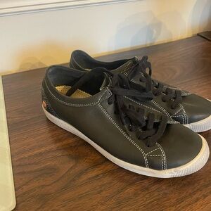 Softinos leather isla sneaker